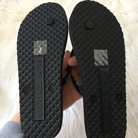 NWOB Michael Kors Sandals - Picture 4 of 5